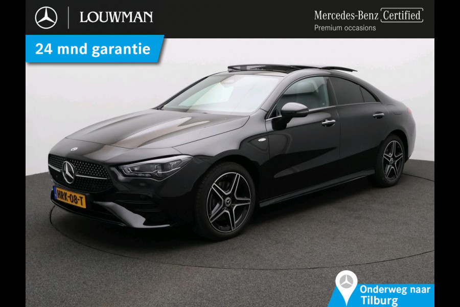 Mercedes-Benz CLA-Klasse 250 e Business Solution AMG Trekhaak | AMG Line | Night Pakket | Panorama Schuif-Kanteldak | Parkeerpakket met achteruitrijcamera | Sfeerverlichting. Inclusief 24 maanden MB Certified garantie voor Europa.