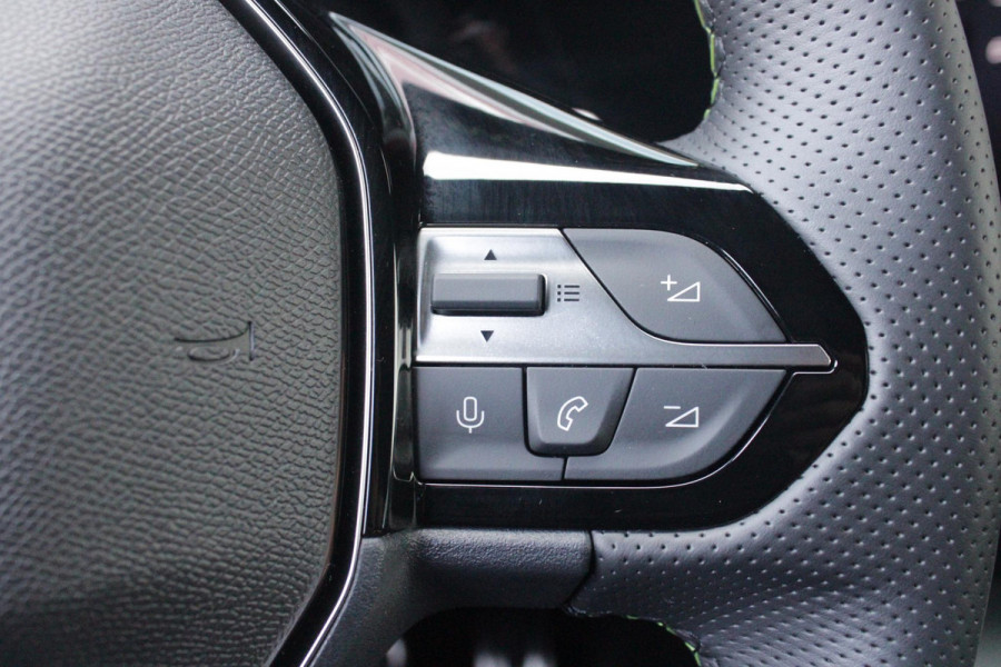 Peugeot e-308 SW GT 54 kWh | 360° CAMERA | ELEKTRISCHE STOEL VERSTELLING MET MASAGE FUNTIE | VOORSTOELEN VERWARMD | ALCANTARA BEKLEDING | DRAADLOZE APPLE CARPLAY/ANDROID AUTO | DAB+ RADIO | ADAPTIVE CRUISE CONTROL | 17" LICHTMETALEN VELGEN | CLIMATE CONTROL | ELEKTRISCH BEDIENBARE ACHTERKLEP |