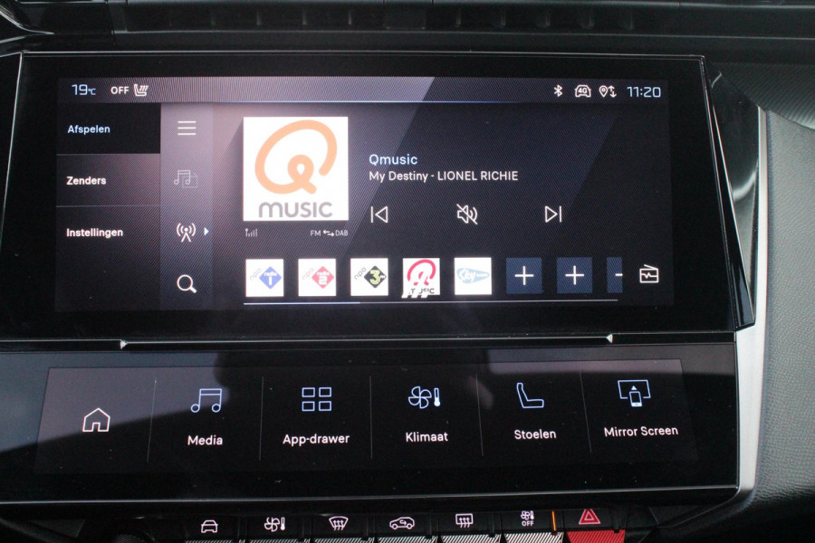 Peugeot e-308 SW GT 54 kWh | 360° CAMERA | ELEKTRISCHE STOEL VERSTELLING MET MASAGE FUNTIE | VOORSTOELEN VERWARMD | ALCANTARA BEKLEDING | DRAADLOZE APPLE CARPLAY/ANDROID AUTO | DAB+ RADIO | ADAPTIVE CRUISE CONTROL | 17" LICHTMETALEN VELGEN | CLIMATE CONTROL | ELEKTRISCH BEDIENBARE ACHTERKLEP |
