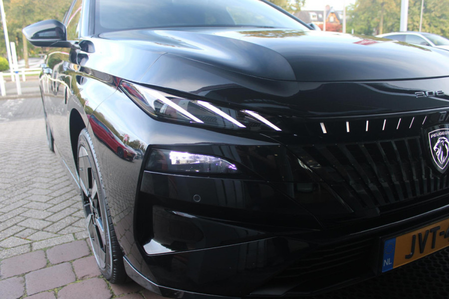 Peugeot e-308 SW GT 54 kWh | 360° CAMERA | ELEKTRISCHE STOEL VERSTELLING MET MASAGE FUNTIE | VOORSTOELEN VERWARMD | ALCANTARA BEKLEDING | DRAADLOZE APPLE CARPLAY/ANDROID AUTO | DAB+ RADIO | ADAPTIVE CRUISE CONTROL | 17" LICHTMETALEN VELGEN | CLIMATE CONTROL | ELEKTRISCH BEDIENBARE ACHTERKLEP |