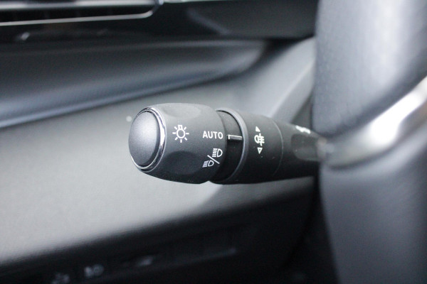 Peugeot e-308 SW GT 54 kWh | 360° CAMERA | ELEKTRISCHE STOEL VERSTELLING MET MASAGE FUNTIE | VOORSTOELEN VERWARMD | ALCANTARA BEKLEDING | DRAADLOZE APPLE CARPLAY/ANDROID AUTO | DAB+ RADIO | ADAPTIVE CRUISE CONTROL | 17" LICHTMETALEN VELGEN | CLIMATE CONTROL | ELEKTRISCH BEDIENBARE ACHTERKLEP |