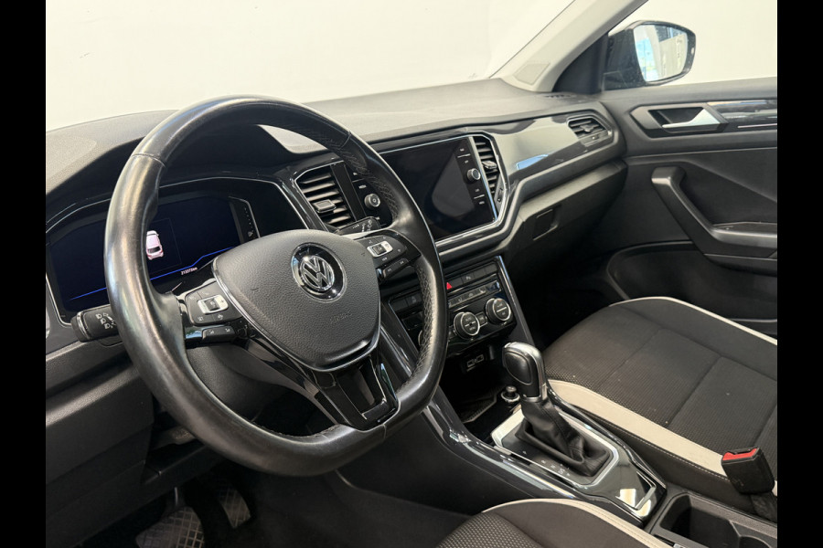 Volkswagen T-Roc 1.5 TSI Sport ACC Panoramadak PDC Automaat