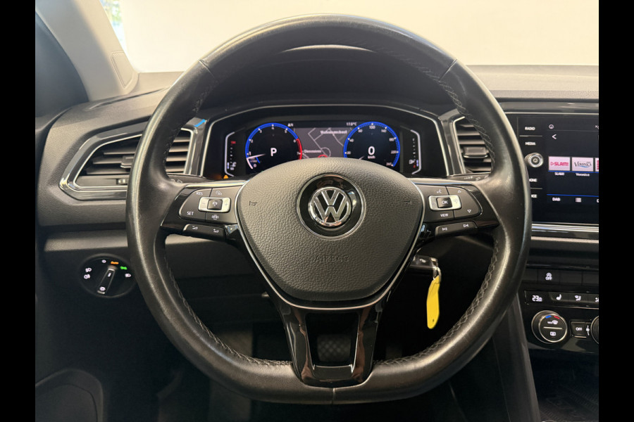 Volkswagen T-Roc 1.5 TSI Sport ACC Panoramadak PDC Automaat