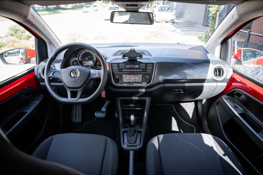 Volkswagen e-Up! 32Kwh Accu tot 315km radius | Cruise | Climate | Aut. | PDC | Stoelverwarming | Voorruitverwarming | SoH 90%