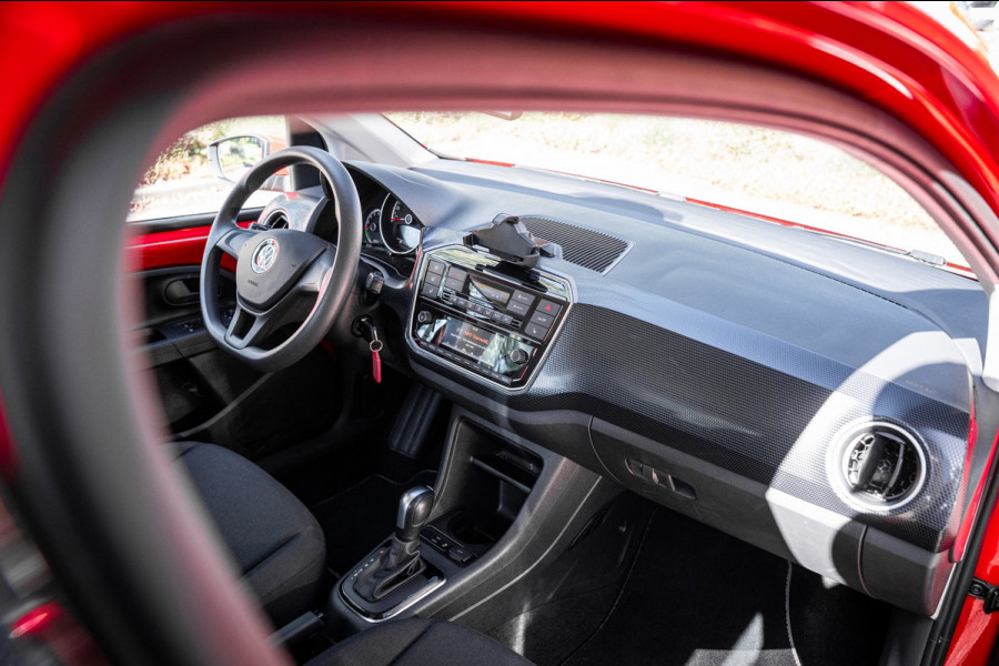 Volkswagen e-Up! 32Kwh Accu tot 315km radius | Cruise | Climate | Aut. | PDC | Stoelverwarming | Voorruitverwarming | SoH 90%