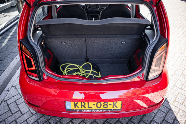 Volkswagen e-Up! 32Kwh Accu tot 315km radius | Cruise | Climate | Aut. | PDC | Stoelverwarming | Voorruitverwarming | SoH 90%