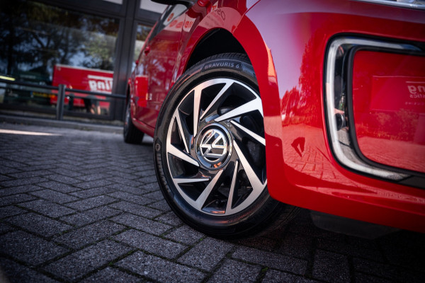 Volkswagen e-Up! 32Kwh Accu tot 315km radius | Cruise | Climate | Aut. | PDC | Stoelverwarming | Voorruitverwarming | SoH 90%