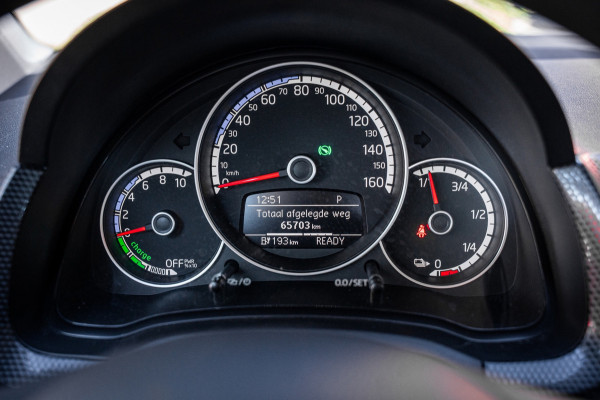 Volkswagen e-Up! 32Kwh Accu tot 315km radius | Cruise | Climate | Aut. | PDC | Stoelverwarming | Voorruitverwarming | SoH 90%