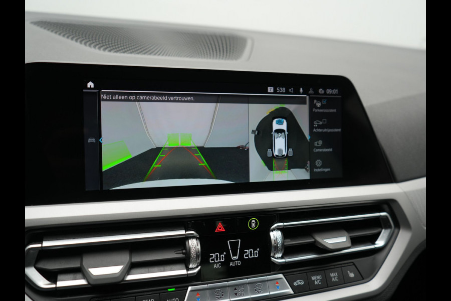 BMW 3 Serie Touring 330e Sportline PHEV 293pk | Trekhaak Af Fabriek | Adaptive Cruise | Head Up | 360 Camera | Lederen Sportstoelen Verwarmd | BLIS | Apple Carplay | Navigatie | DAB | Plug In Hybrid |