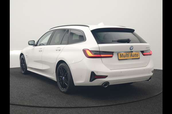 BMW 3 Serie Touring 330e Sportline PHEV 293pk | Trekhaak Af Fabriek | Adaptive Cruise | Head Up | 360 Camera | Lederen Sportstoelen Verwarmd | BLIS | Apple Carplay | Navigatie | DAB | Plug In Hybrid |
