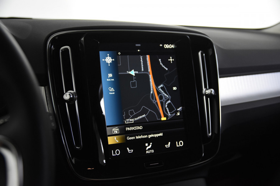 Volvo XC40 1.5 T4 Inscription *1ste Eigenaar*Navigatie*Stoelverwarming*Camera*