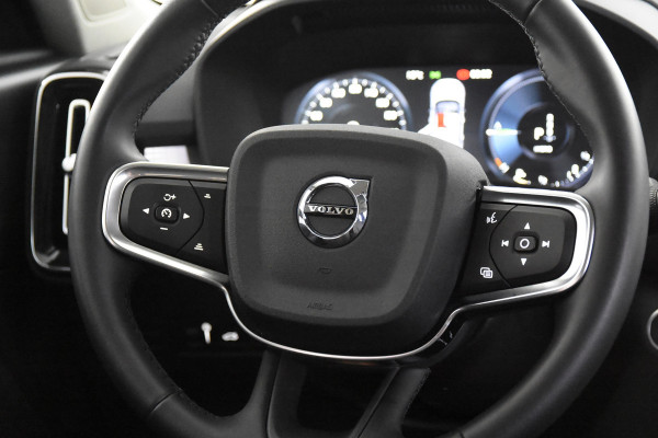 Volvo XC40 1.5 T4 Inscription *1ste Eigenaar*Navigatie*Stoelverwarming*Camera*