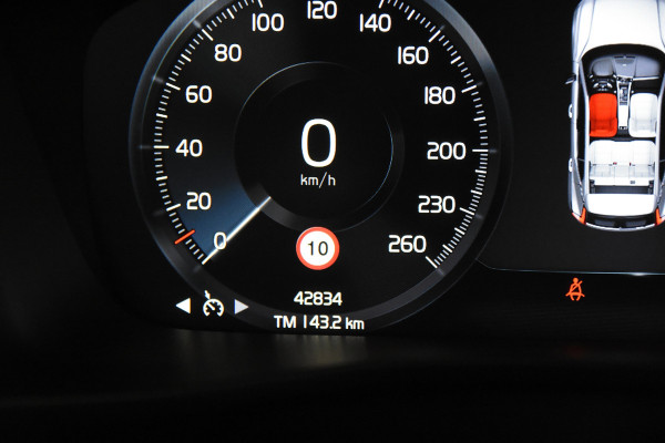 Volvo XC40 1.5 T4 Inscription *1ste Eigenaar*Navigatie*Stoelverwarming*Camera*
