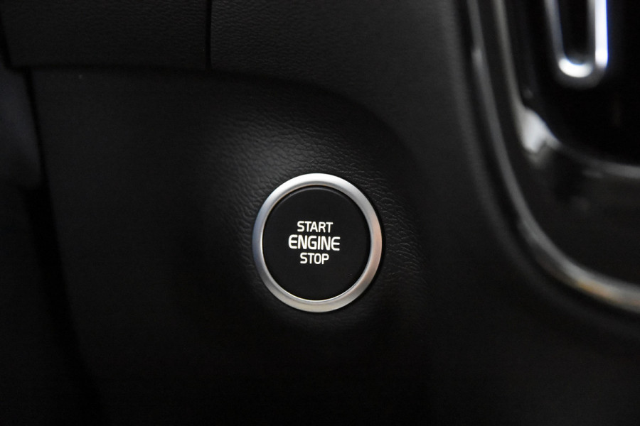 Volvo XC40 1.5 T4 Inscription *1ste Eigenaar*Navigatie*Stoelverwarming*Camera*