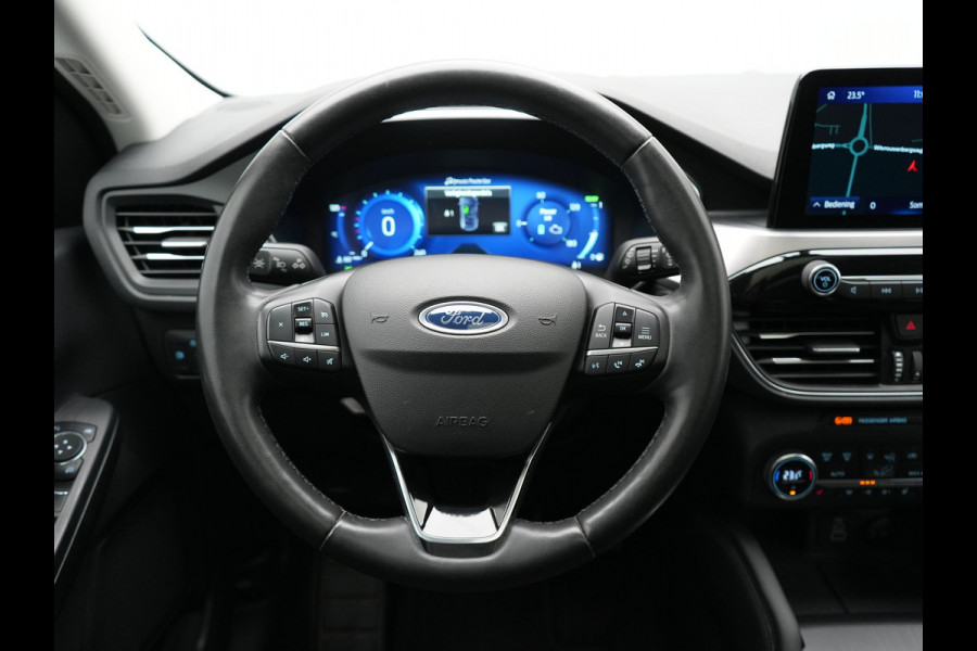 Ford Kuga 2.5 PHEV Titanium 225pk Dealer O.H. | Trekhaak Afn. | Panodak | Camera | Stoelen & Stuur Verwarmd | Apple Carplay | Keyless | Virtual | Cruise Control | Navigatie | DAB | Plug In Hybrid |