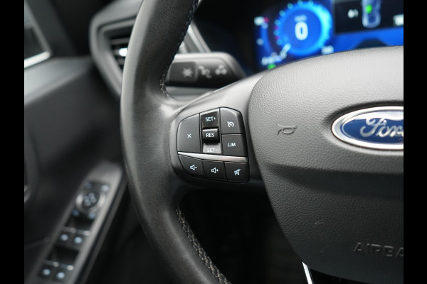 Ford Kuga 2.5 PHEV Titanium 225pk Dealer O.H. | Trekhaak Afn. | Panodak | Camera | Stoelen & Stuur Verwarmd | Apple Carplay | Keyless | Virtual | Cruise Control | Navigatie | DAB | Plug In Hybrid |