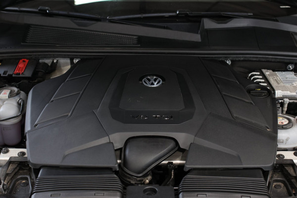 Volkswagen Touareg 3.0 TSi eHybrid 4MOTION R *Pano*Soft-Close*Nachtzicht*Massage*