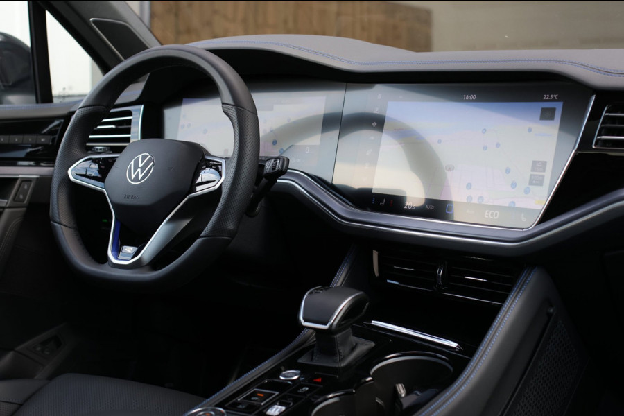 Volkswagen Touareg 3.0 TSi eHybrid 4MOTION R *Pano*Soft-Close*Nachtzicht*Massage*