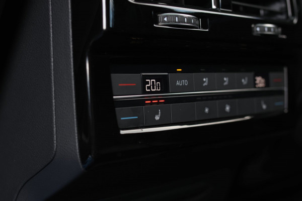 Volkswagen Touareg 3.0 TSi eHybrid 4MOTION R *Pano*Soft-Close*Nachtzicht*Massage*