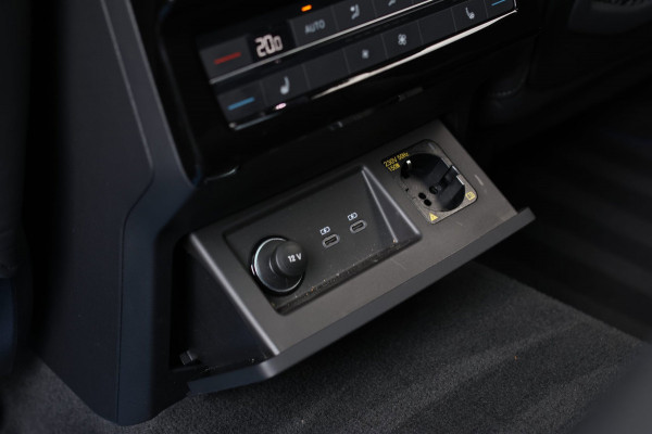 Volkswagen Touareg 3.0 TSi eHybrid 4MOTION R *Pano*Soft-Close*Nachtzicht*Massage*