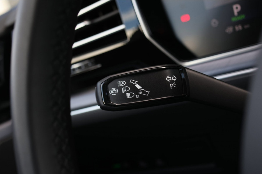 Volkswagen Touareg 3.0 TSi eHybrid 4MOTION R *Pano*Soft-Close*Nachtzicht*Massage*