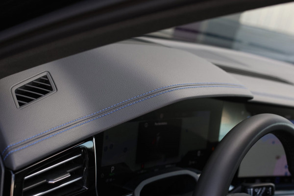 Volkswagen Touareg 3.0 TSi eHybrid 4MOTION R *Pano*Soft-Close*Nachtzicht*Massage*
