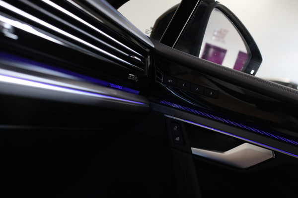 Volkswagen Touareg 3.0 TSi eHybrid 4MOTION R *Pano*Soft-Close*Nachtzicht*Massage*