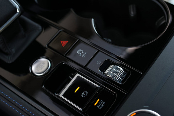 Volkswagen Touareg 3.0 TSi eHybrid 4MOTION R *Pano*Soft-Close*Nachtzicht*Massage*