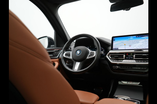 BMW iX3 M Sport 80 kWh 286pk Dealer O.H | Panodak | Adaptive Cruise | Camera | Lederen Sportstoelen Memory & Verwarmd | Sfeerverlichting | Blis | Apple Carplay | Navigatie | DAB | 19"L.M