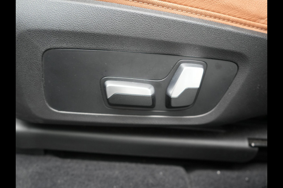 BMW iX3 M Sport 80 kWh 286pk Dealer O.H | Panodak | Adaptive Cruise | Camera | Lederen Sportstoelen Memory & Verwarmd | Sfeerverlichting | Blis | Apple Carplay | Navigatie | DAB | 19"L.M