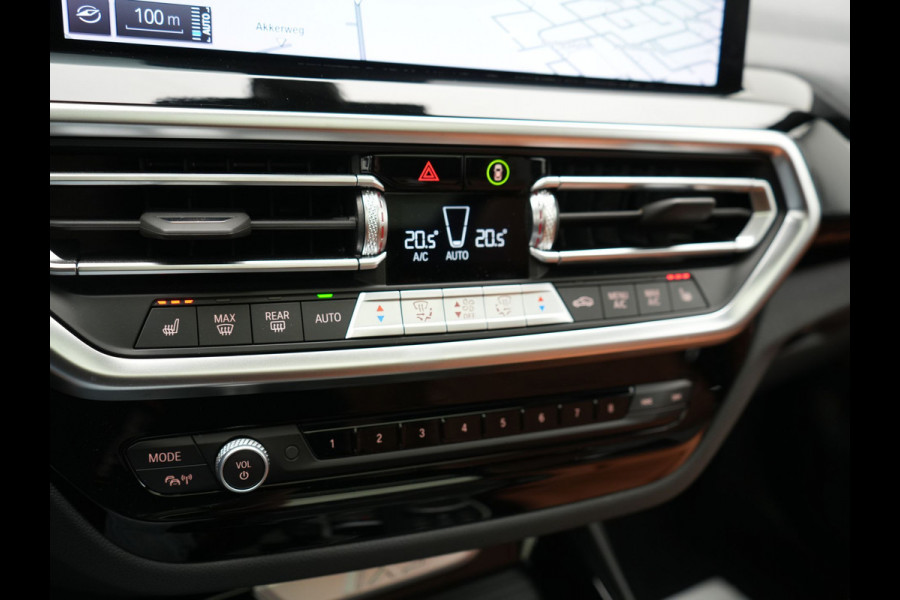 BMW iX3 M Sport 80 kWh 286pk Dealer O.H | Panodak | Adaptive Cruise | Camera | Lederen Sportstoelen Memory & Verwarmd | Sfeerverlichting | Blis | Apple Carplay | Navigatie | DAB | 19"L.M