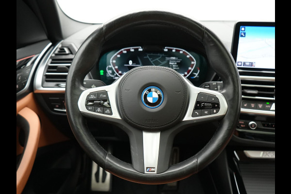 BMW iX3 M Sport 80 kWh 286pk Dealer O.H | Panodak | Adaptive Cruise | Camera | Lederen Sportstoelen Memory & Verwarmd | Sfeerverlichting | Blis | Apple Carplay | Navigatie | DAB | 19"L.M
