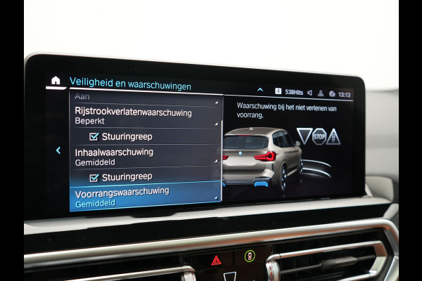 BMW iX3 M Sport 80 kWh 286pk Dealer O.H | Panodak | Adaptive Cruise | Camera | Lederen Sportstoelen Memory & Verwarmd | Sfeerverlichting | Blis | Apple Carplay | Navigatie | DAB | 19"L.M