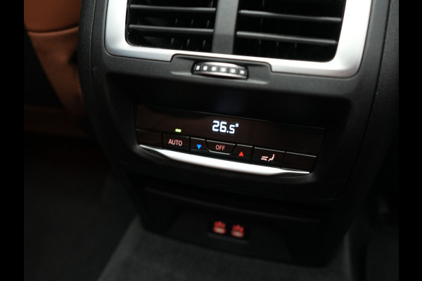 BMW iX3 M Sport 80 kWh 286pk Dealer O.H | Panodak | Adaptive Cruise | Camera | Lederen Sportstoelen Memory & Verwarmd | Sfeerverlichting | Blis | Apple Carplay | Navigatie | DAB | 19"L.M