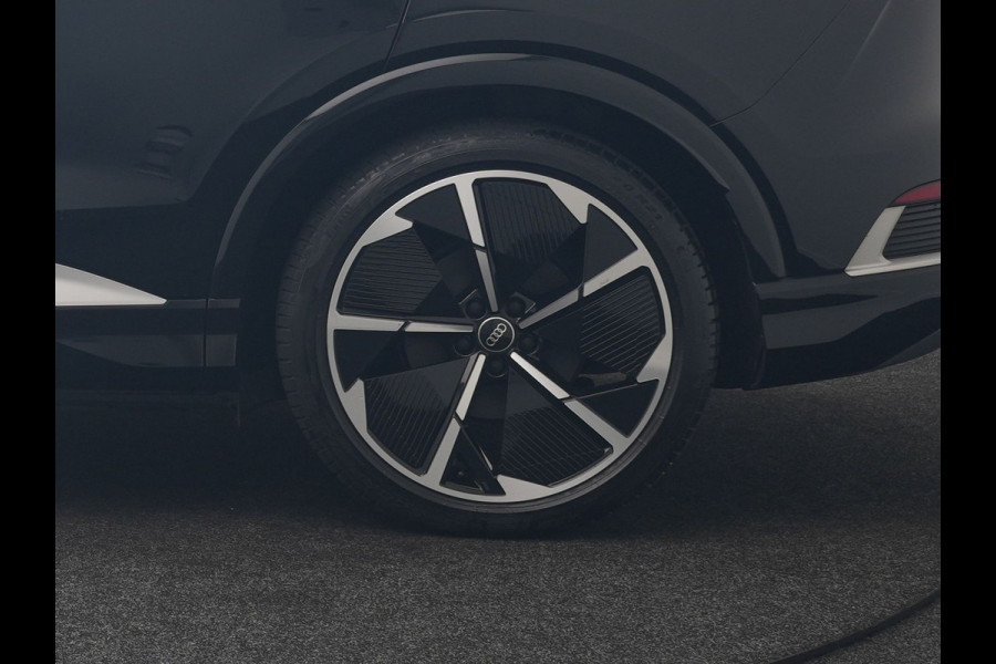 Audi Q4 Sportback e-tron 35 S Line 55 kWh 170pk Dealer O.H. | Panodak | Adaptive Cruise | Camera | Matrix LED | Lederen Comfortstoelen Verwarmd | Virtual Cockpit | Lane Assist | DAB | 21"L.M |