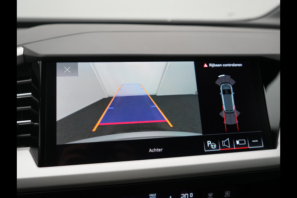 Audi Q4 Sportback e-tron 35 S Line 55 kWh 170pk Dealer O.H. | Panodak | Adaptive Cruise | Camera | Matrix LED | Lederen Comfortstoelen Verwarmd | Virtual Cockpit | Lane Assist | DAB | 21"L.M |