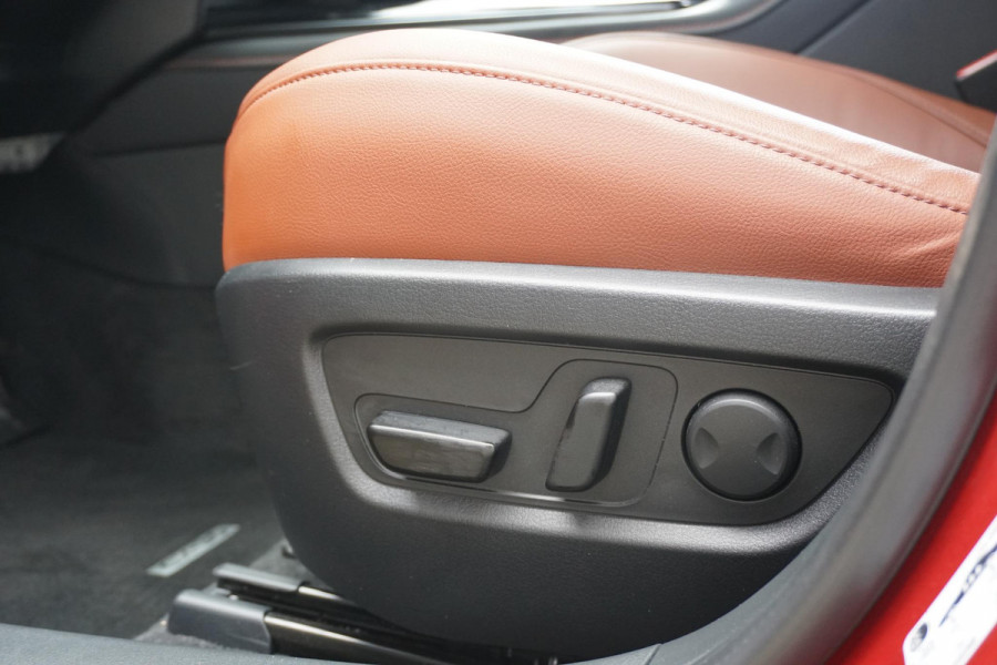 Mazda CX-30 2.5 e-SkyActiv-G M Hybrid Nagisa + HEAD-UP / DODEHOEK / CAMERA / STOELVERWARMING /