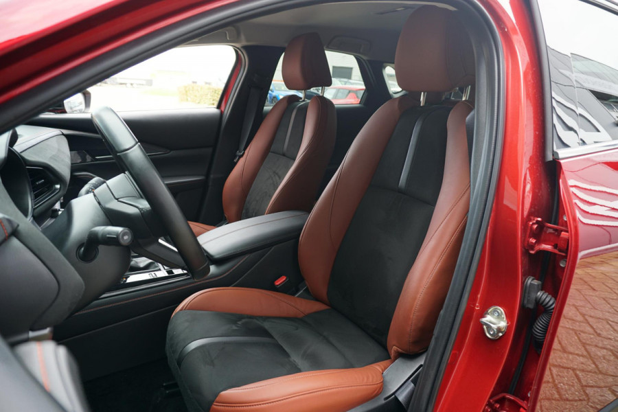 Mazda CX-30 2.5 e-SkyActiv-G M Hybrid Nagisa + HEAD-UP / DODEHOEK / CAMERA / STOELVERWARMING /