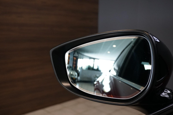 Mazda CX-30 2.5 e-SkyActiv-G M Hybrid Nagisa + HEAD-UP / DODEHOEK / CAMERA / STOELVERWARMING /
