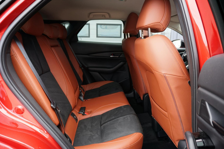 Mazda CX-30 2.5 e-SkyActiv-G M Hybrid Nagisa + HEAD-UP / DODEHOEK / CAMERA / STOELVERWARMING /