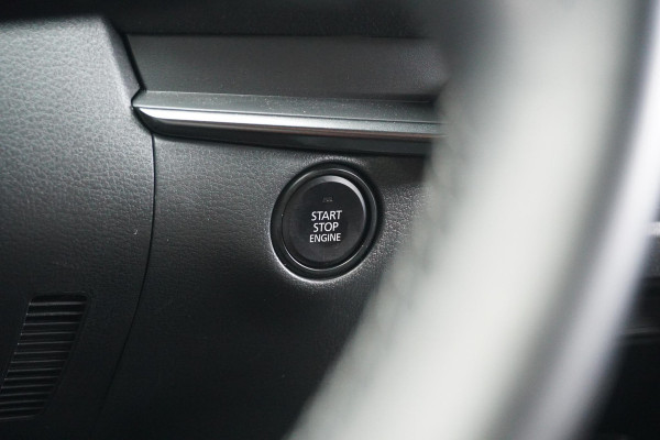 Mazda CX-30 2.5 e-SkyActiv-G M Hybrid Nagisa + HEAD-UP / DODEHOEK / CAMERA / STOELVERWARMING /