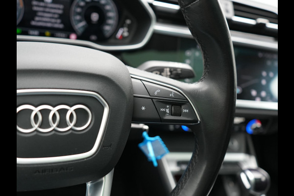 Audi Q3 45 TFSI e Advanced edition PHEV 245pk Dealer O.H | Panodak | 360 Camera | Blis | Voorstoelen Verwarmd | Sfeerverlichting | Cruise Control | DAB | Navigatie | Virtual | 17"L.M | Plug In Hybrid