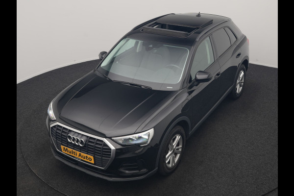 Audi Q3 45 TFSI e Advanced edition PHEV 245pk Dealer O.H | Panodak | 360 Camera | Blis | Voorstoelen Verwarmd | Sfeerverlichting | Cruise Control | DAB | Navigatie | Virtual | 17"L.M | Plug In Hybrid