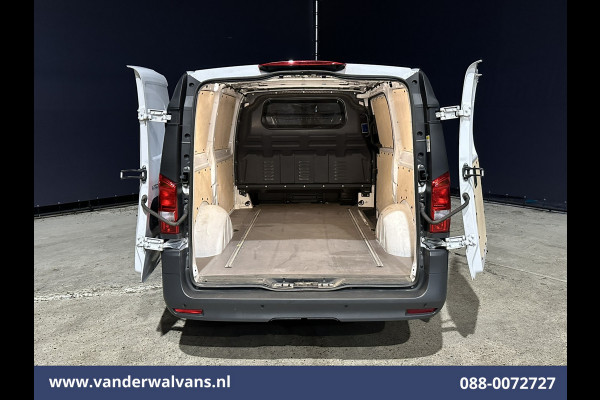 Mercedes-Benz Vito 116 CDI 164pk L2H1 Euro6 Airco | Camera | Navigatie | Cruisecontrol | Stoelverwarming Parkeersensoren, Bijrijdersbank