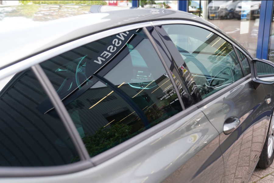 Opel Astra 1.2 Business Elegance|Prijs rijklaar incl. 12 mnd garantie| LMV DAB Camera Trekhaak PDC Navi