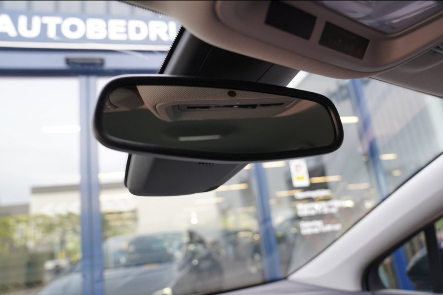 Opel Astra 1.2 Business Elegance|Prijs rijklaar incl. 12 mnd garantie| LMV DAB Camera Trekhaak PDC Navi