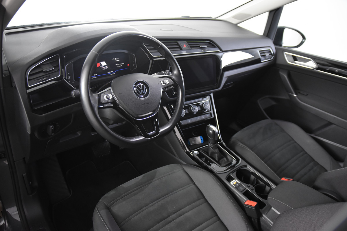 Volkswagen Touran 1.5 TSI Highline DSG *1ste Eigenaar*7-persoons*Stoelverw.*