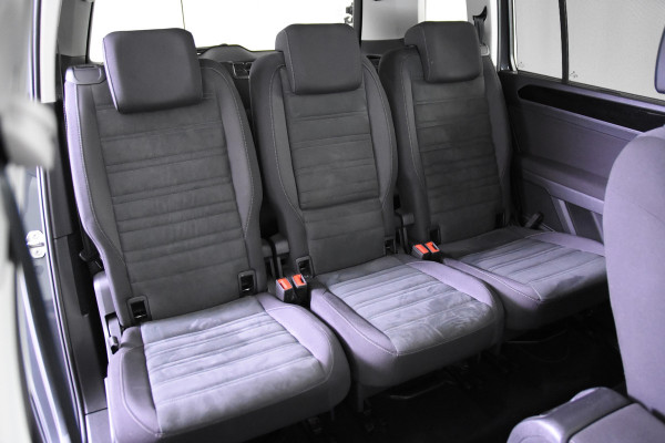 Volkswagen Touran 1.5 TSI Highline DSG *1ste Eigenaar*7-persoons*Stoelverw.*