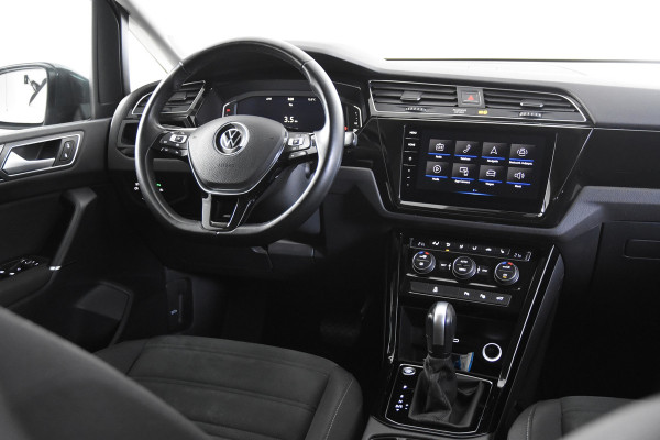 Volkswagen Touran 1.5 TSI Highline DSG *1ste Eigenaar*7-persoons*Stoelverw.*