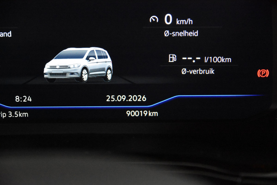 Volkswagen Touran 1.5 TSI Highline DSG *1ste Eigenaar*7-persoons*Stoelverw.*